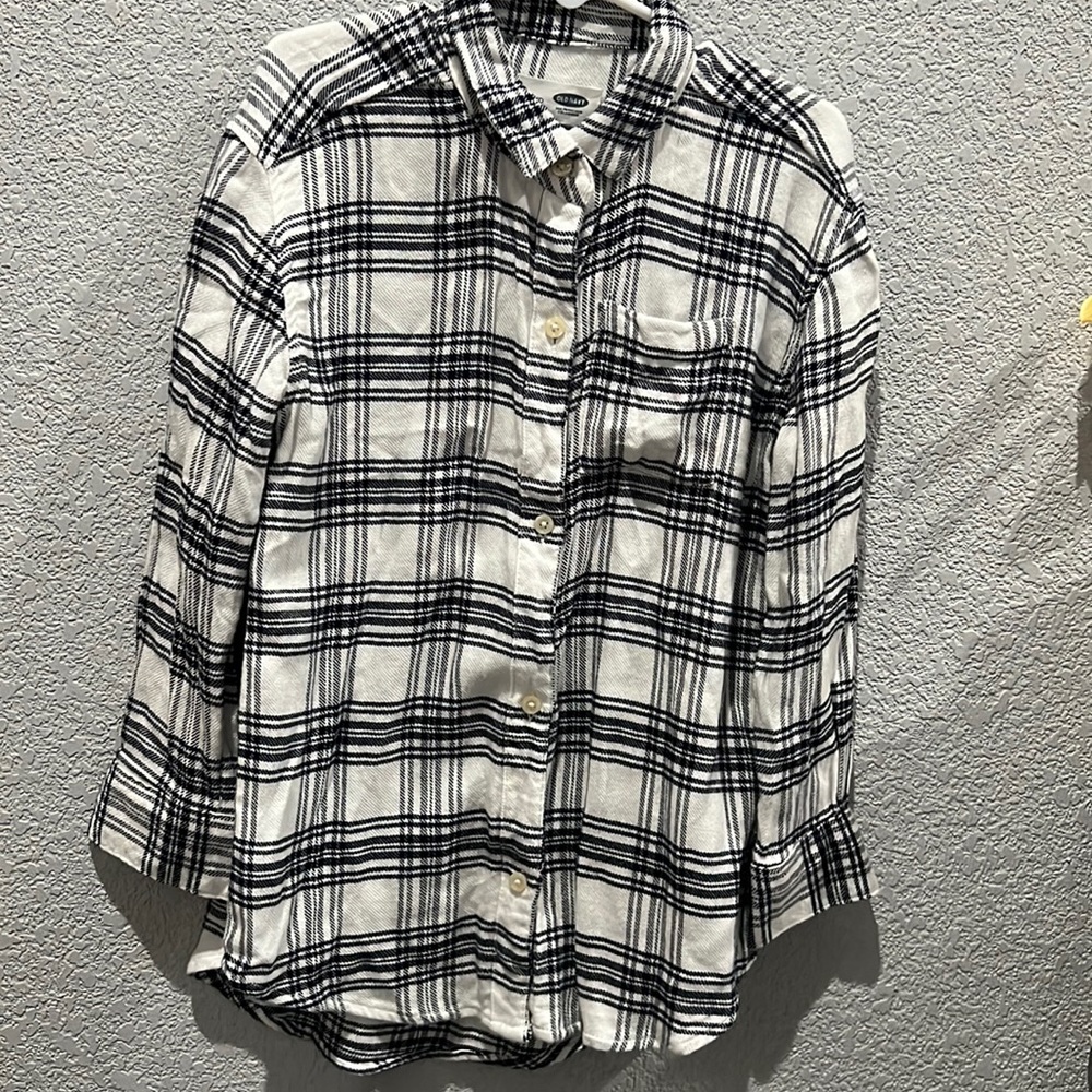 Old navy‎ boyfriend button down shirt size 6/7